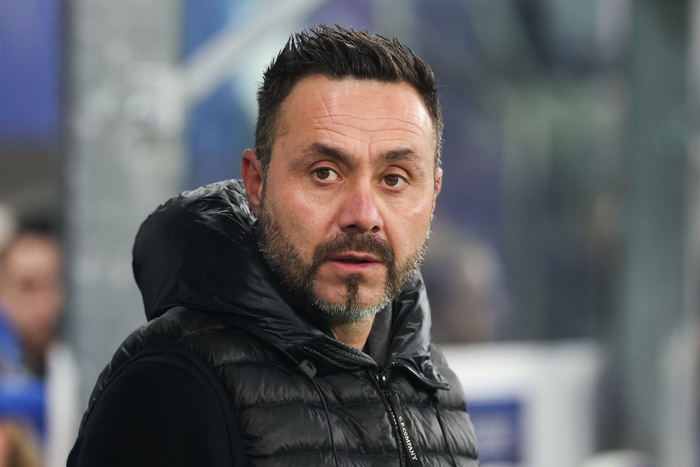 bob半岛体育-只剩7轮，德泽尔比态度大转弯，愿冒风险救热刺，只为证明自己？|布莱顿|托特纳姆热刺|英冠|主帅|俱乐部_新浪体育_新浪新闻